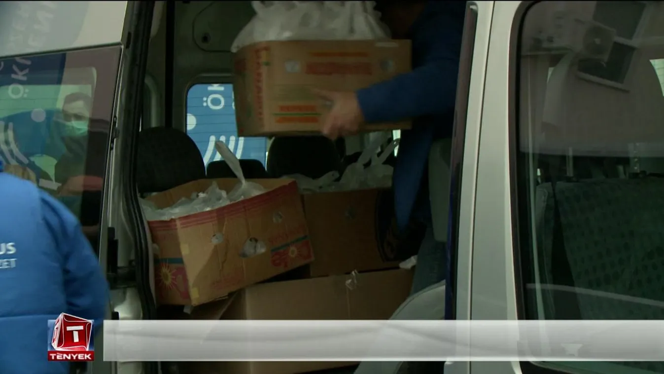 Életet mentenek az ételcsomagokkal