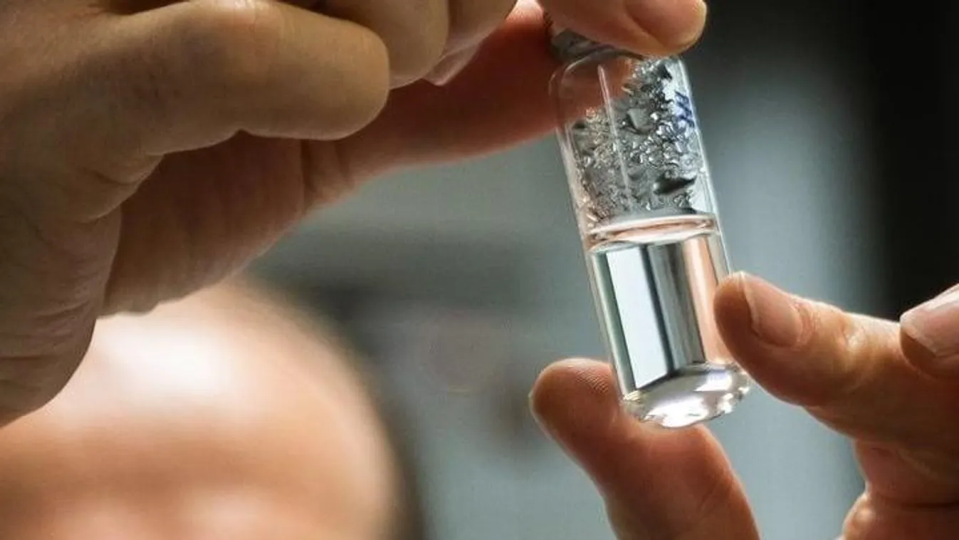 Szijjártó: A magyarok döntő többsége gyerekkora óta orosz vakcinákkal lett beoltva