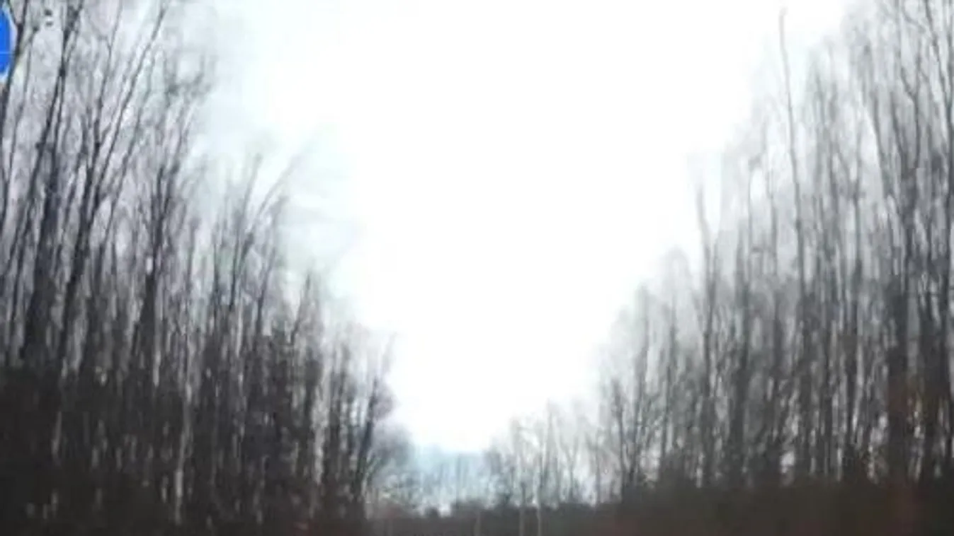 Pár centin múlt a frontális ütközés - VIDEÓ