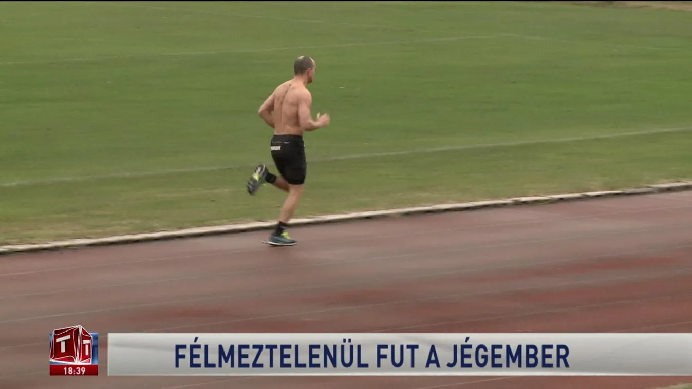 Félmeztelenül fut a jégember