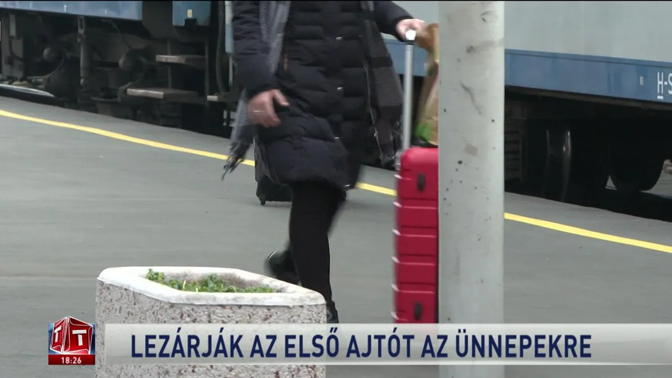 Lezárják az első ajtót az ünnepekre