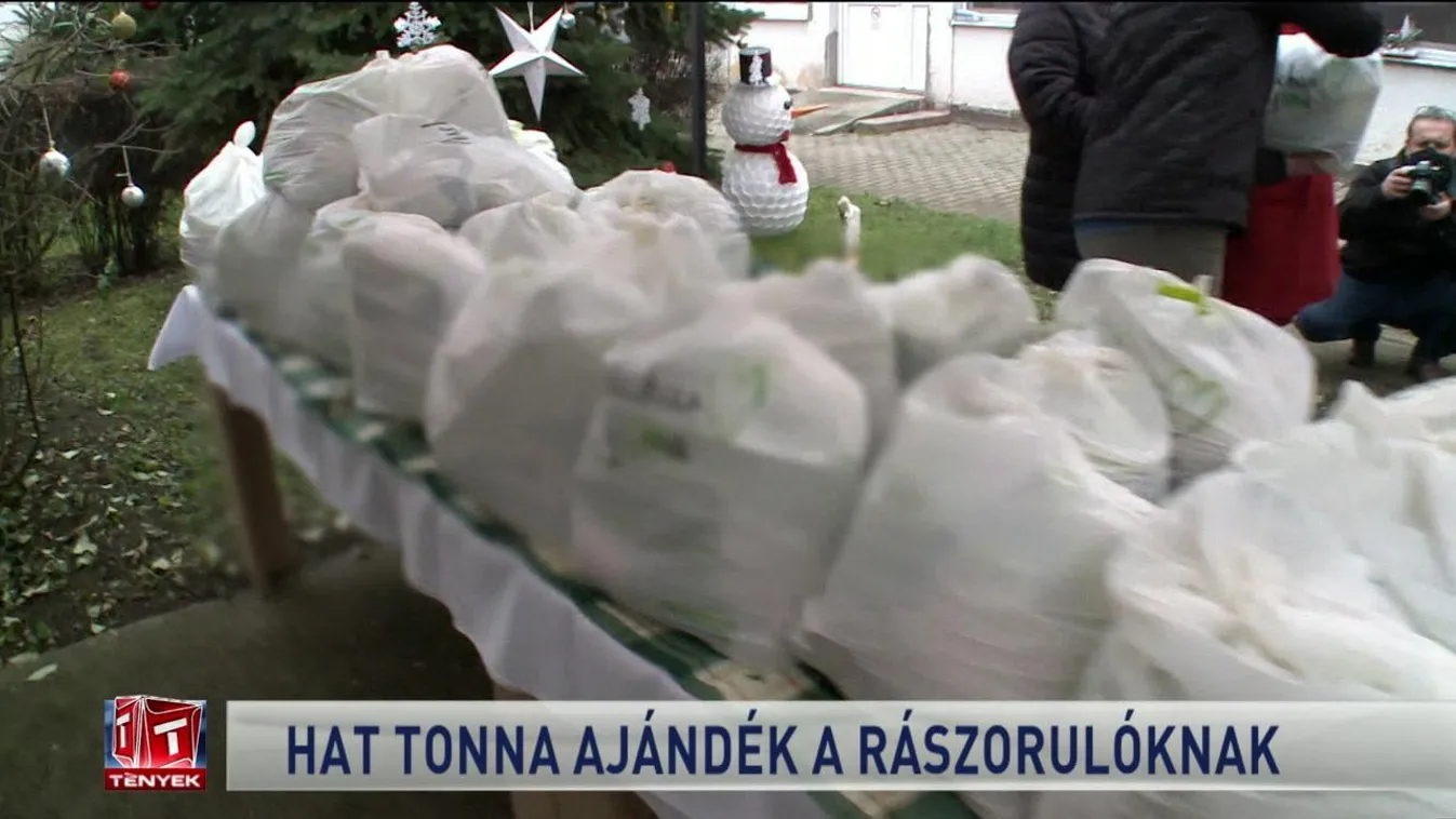 Hat tonna ajándék a rászorulóknak