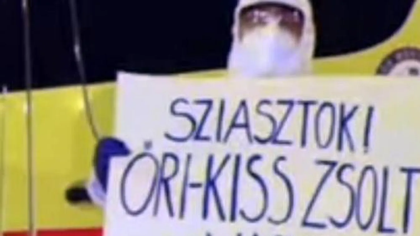 A legnehezebb karácsonyukra készülnek a mentősök - VIDEÓ