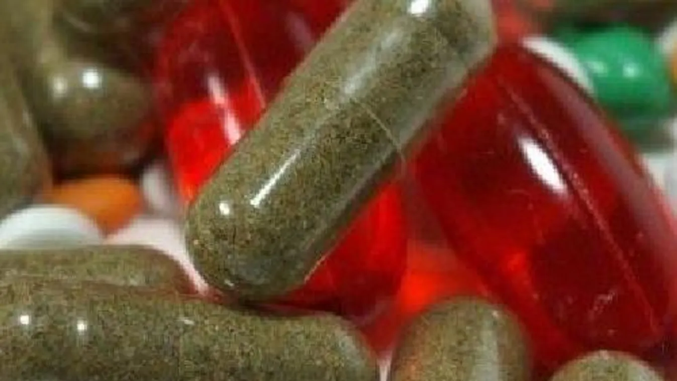 Gyógyszerekkel próbálta megölni hároméves gyermekét