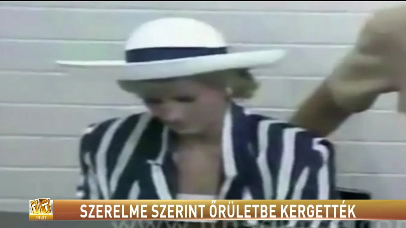 Szerelme szerint őrületbe kergették