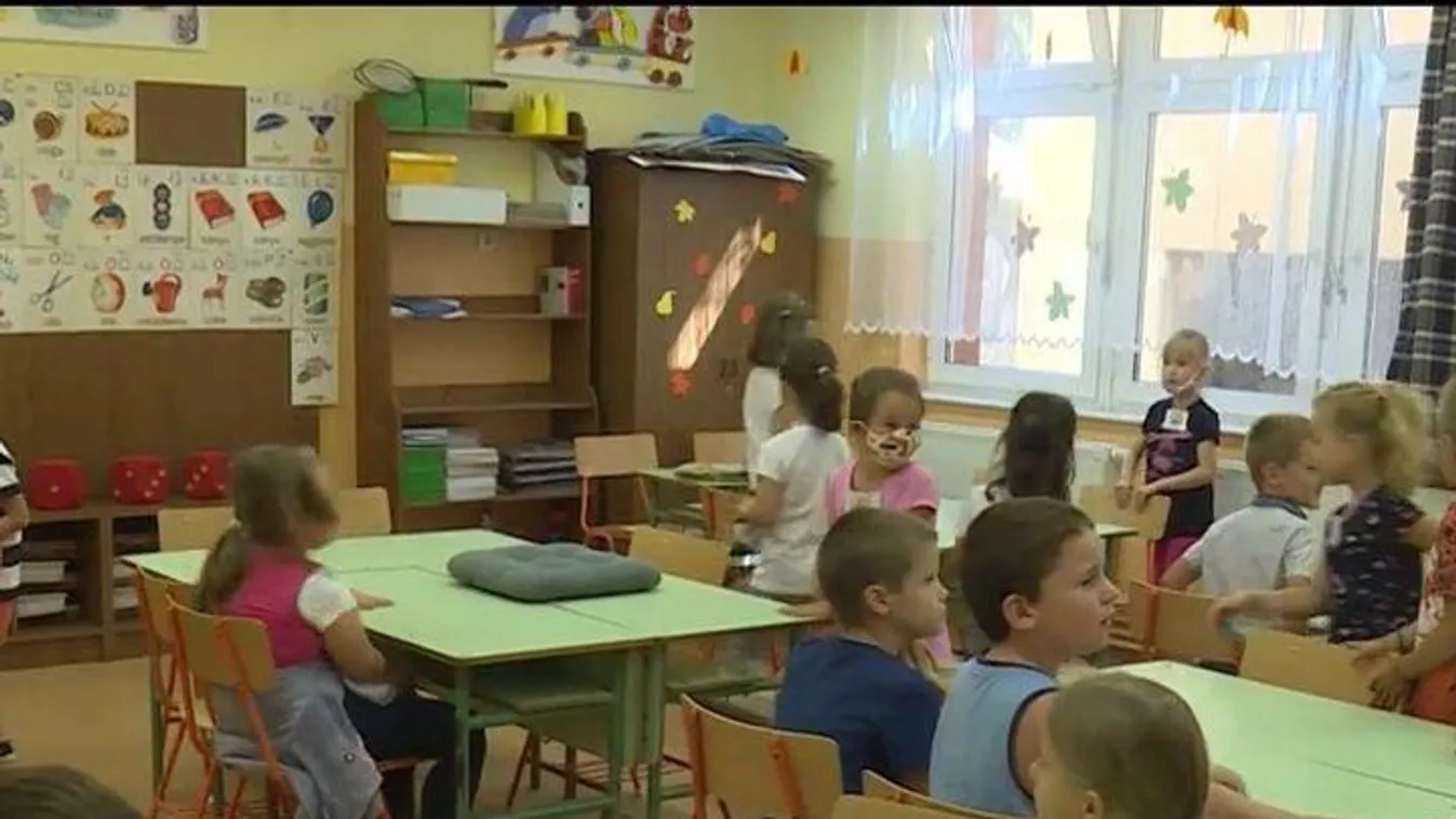 Maruzsa Zoltán: ahol csak lehet, nyitva maradnak az általános iskolák és óvodák