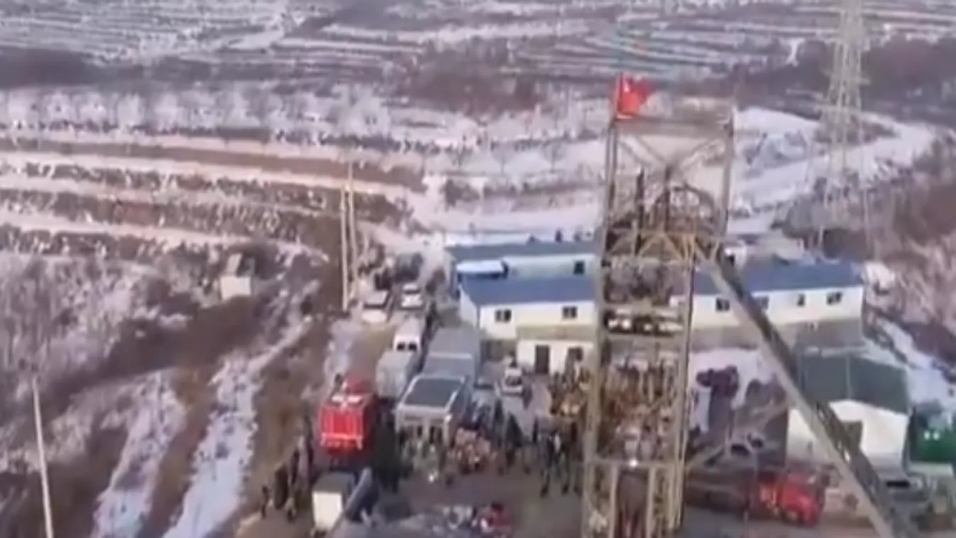 Felrobbant egy aranybánya, 22 ember rekedt a föld alatt