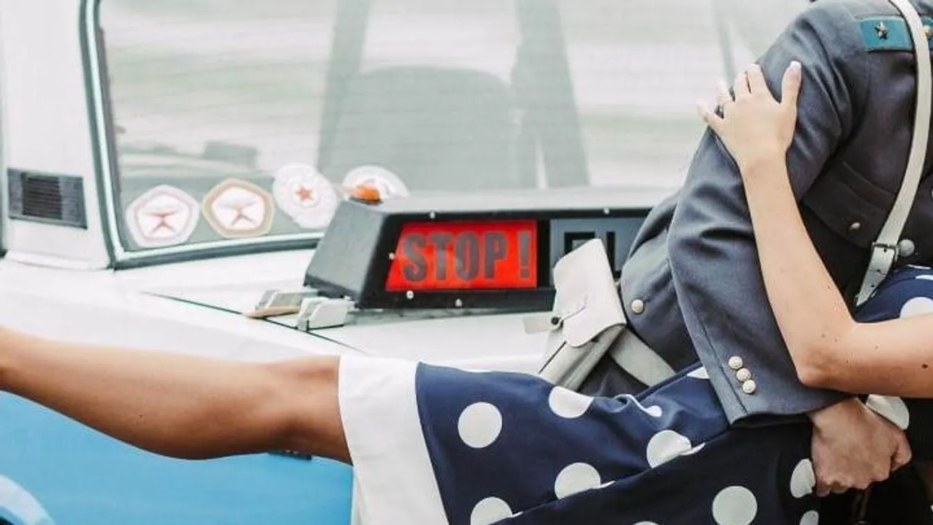 Egy életre magához bilincselte szerelmét az időutazó rendőr