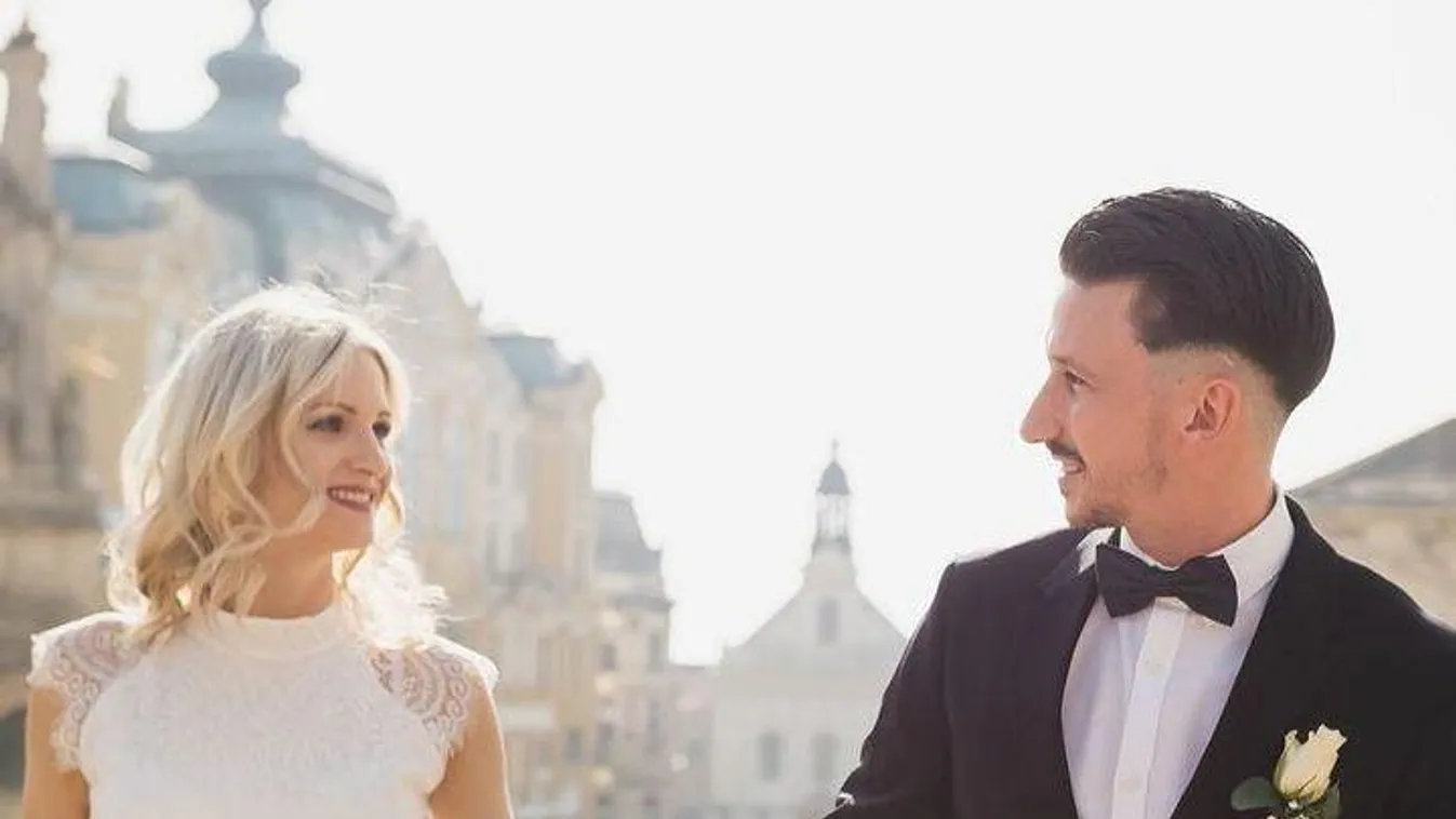 A Dancing with the Stars két táncosa egy évnyi jegyesség után hivatalosan is összekötötte az életét