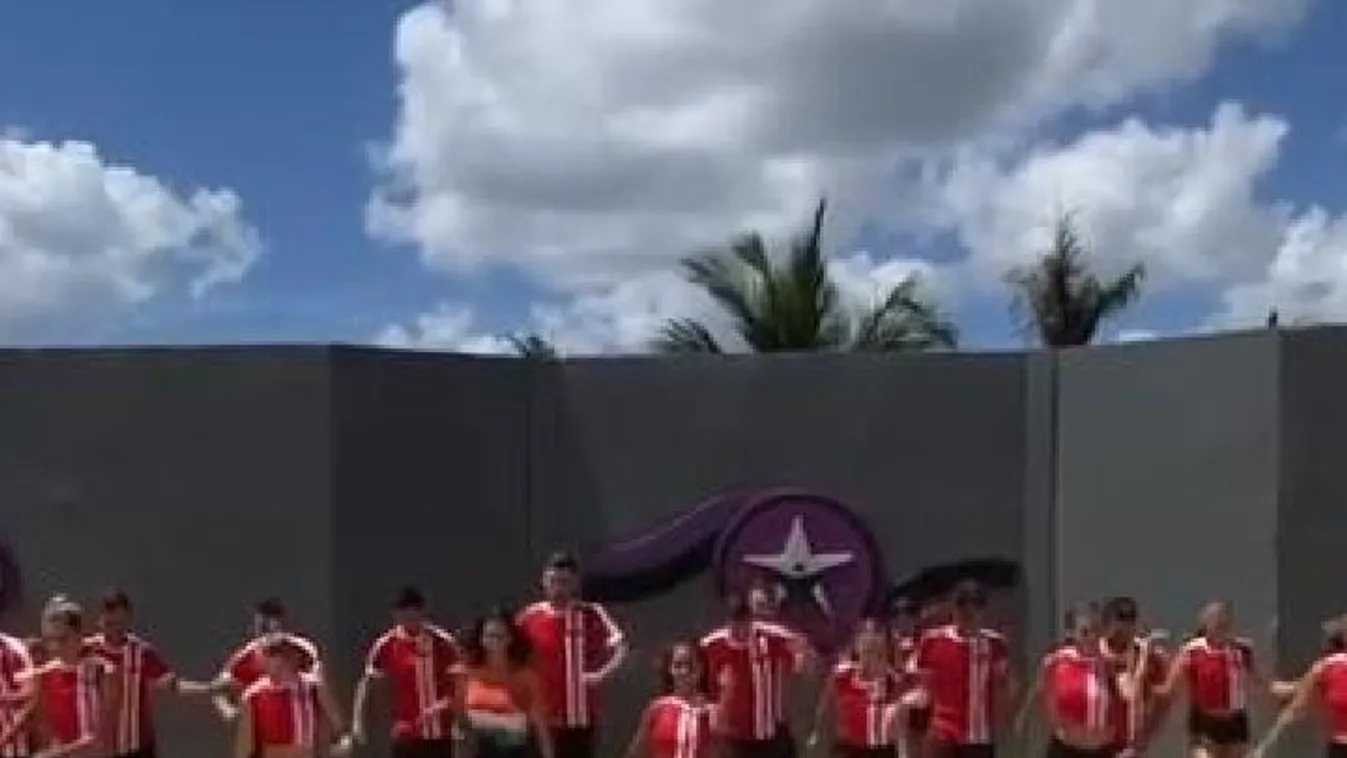 Hatalmas port kavart a magyarok tánca