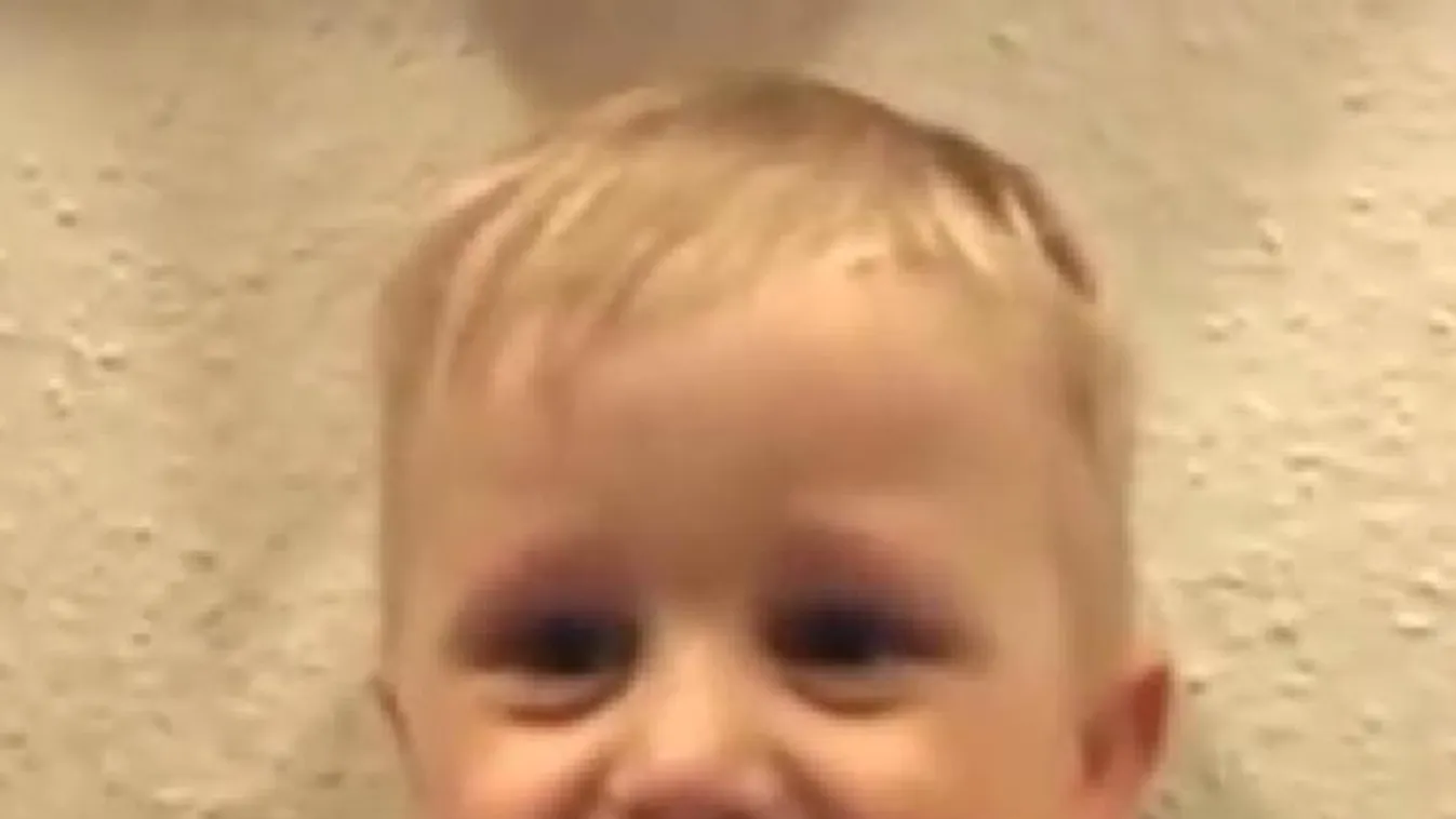 Szandi szavaló kisfiánál cukibbat ma már biztosan nem látsz