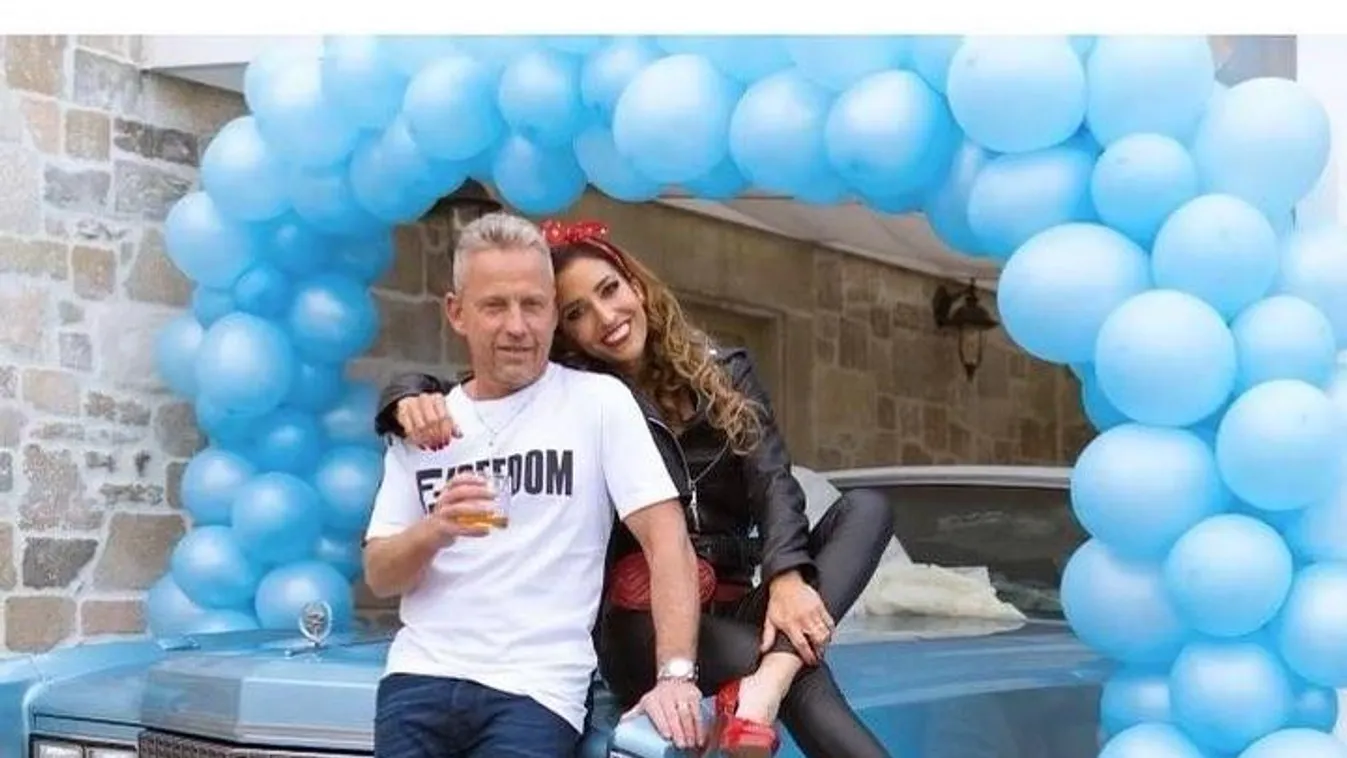 Rubint Réka két autóval is meglepte férjét ötvenedik születésnapja alkalmából