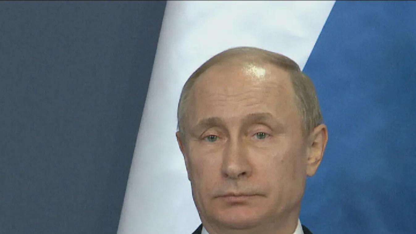 Nyilvánosságra kerültek Vlagyimir Putyin esküvői fotói