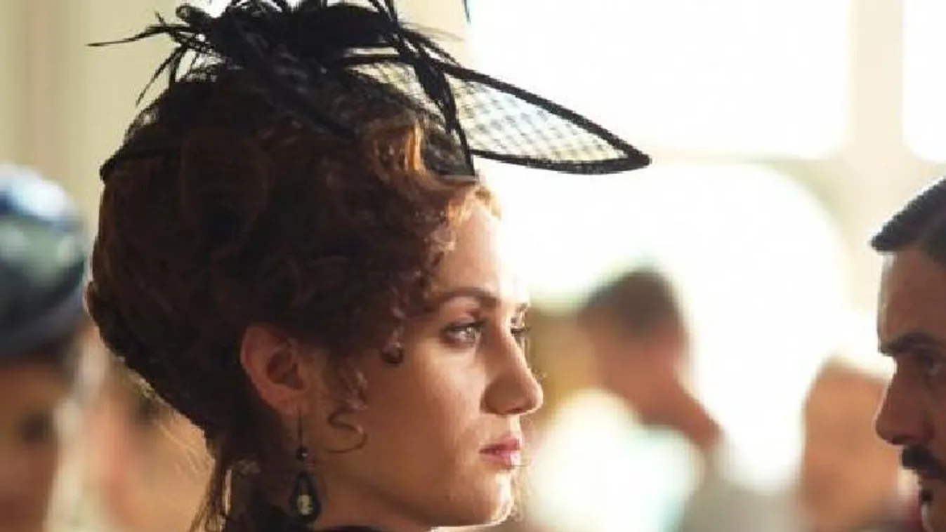 Váratlan örömhír: másodszor is anya lesz a Kincsem sztárja