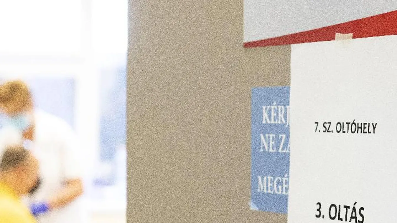 Az EMA emlékeztető oltást javasol a BioNTech/Pfizer és a Moderna vakcináiból