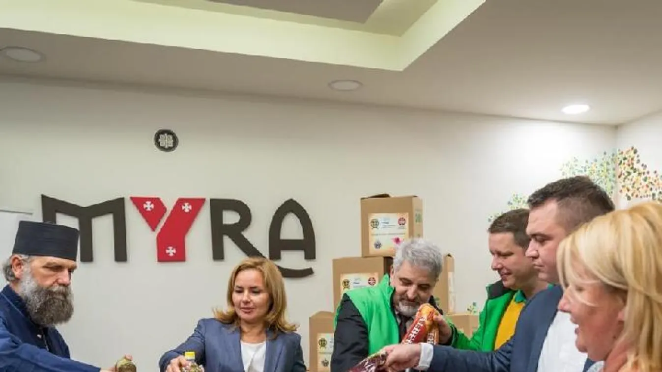 Beteg gyermeket nevelő családok kaptak anyagi támogatást Debrecenben