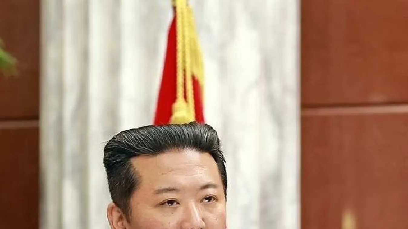 Kim Dzsongun: Az Átváltozás