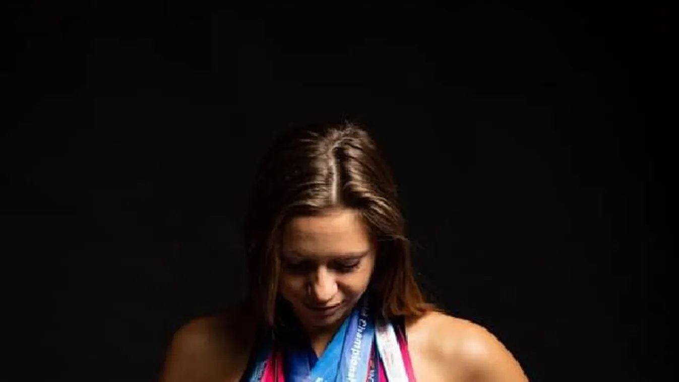 Kapás Boglárka: Meghalt a kishúgom