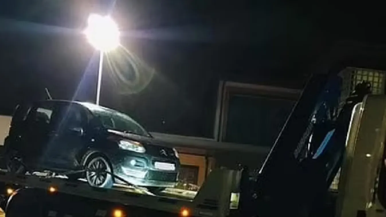 Tetemek közt szállította az ételt a futár