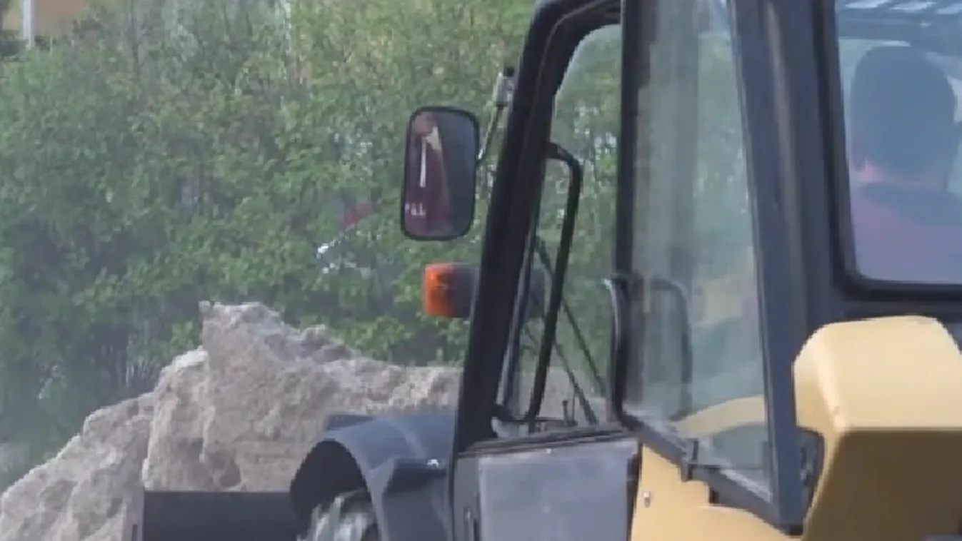 Veszélyes hulladékot ásott el a vadaspark mellett