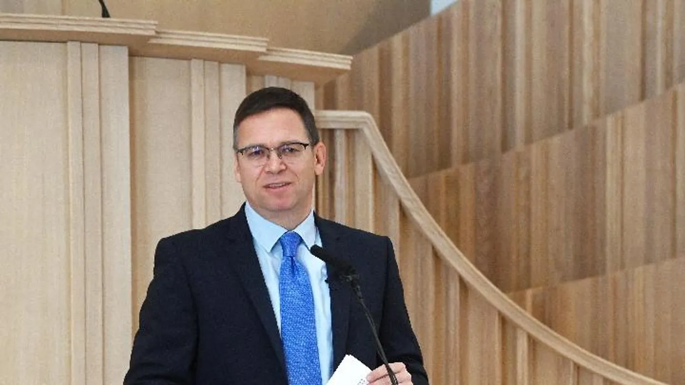 Fürjes Balázs szervezi a budai segítségnyújtást