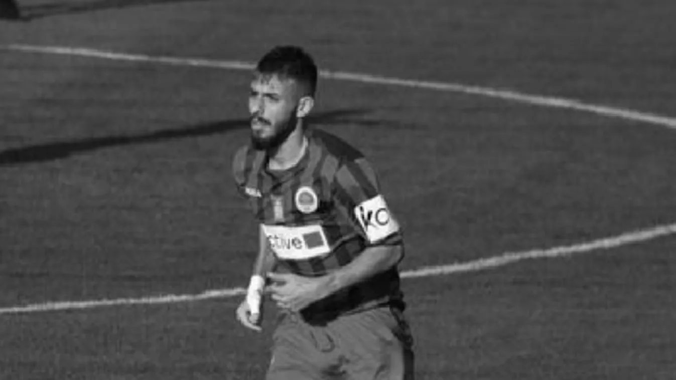 Pályán, meccs közben halt meg egy fiatal focista