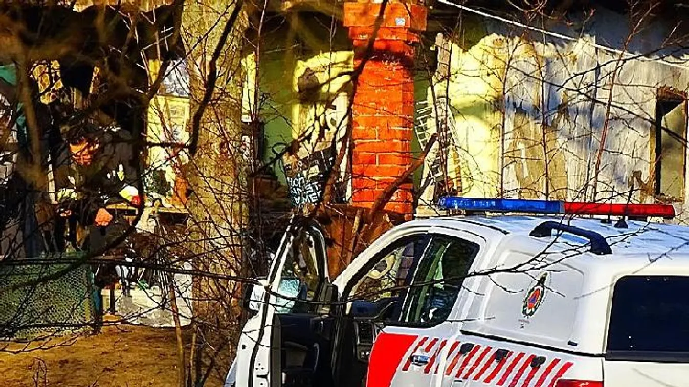 Szörnyű látvány: fotókat kaptunk a hajnali tragédiáról