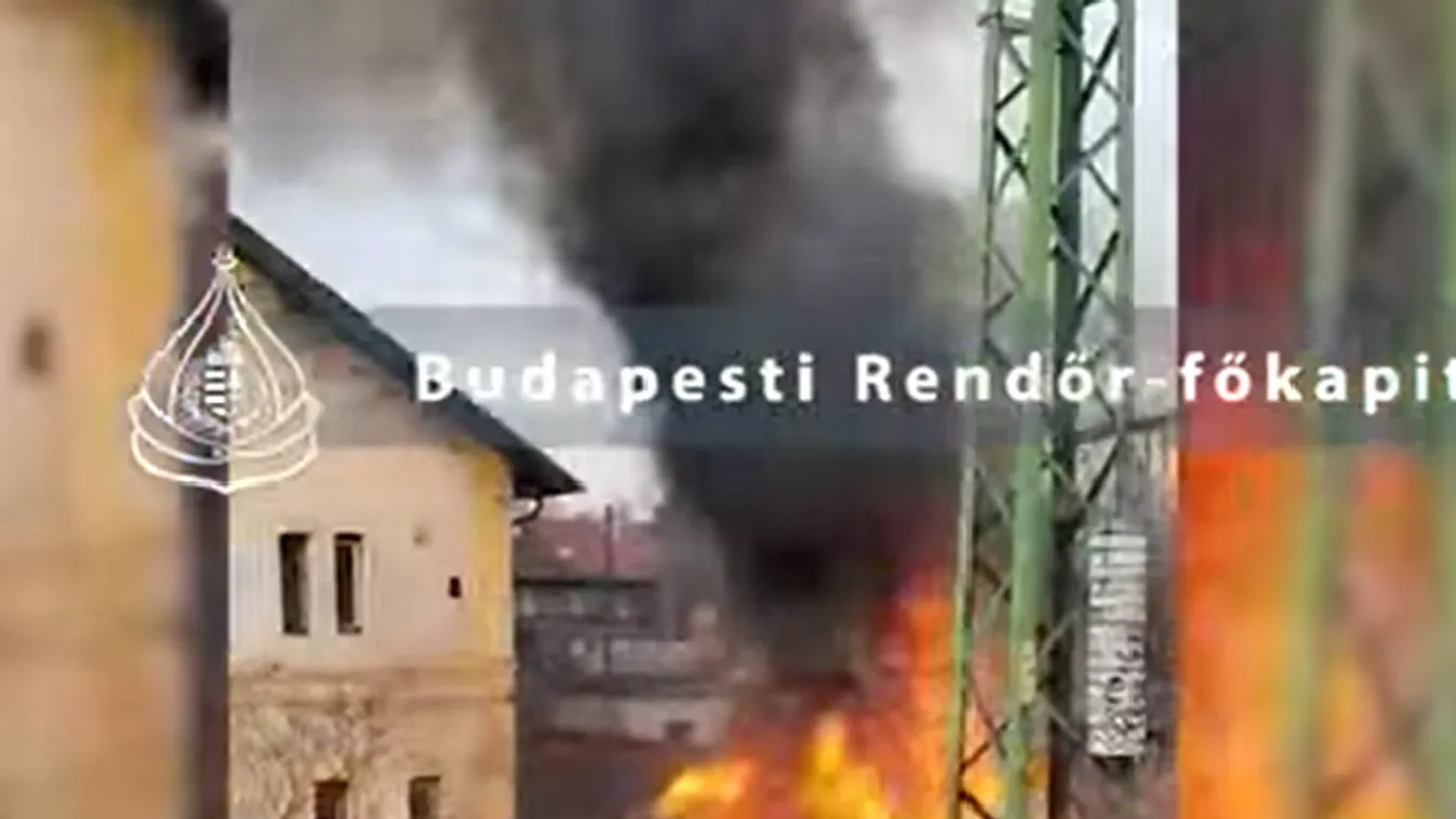 Gondolkodás nélkül mentettek ki két nőt a tűzből a rendőrök