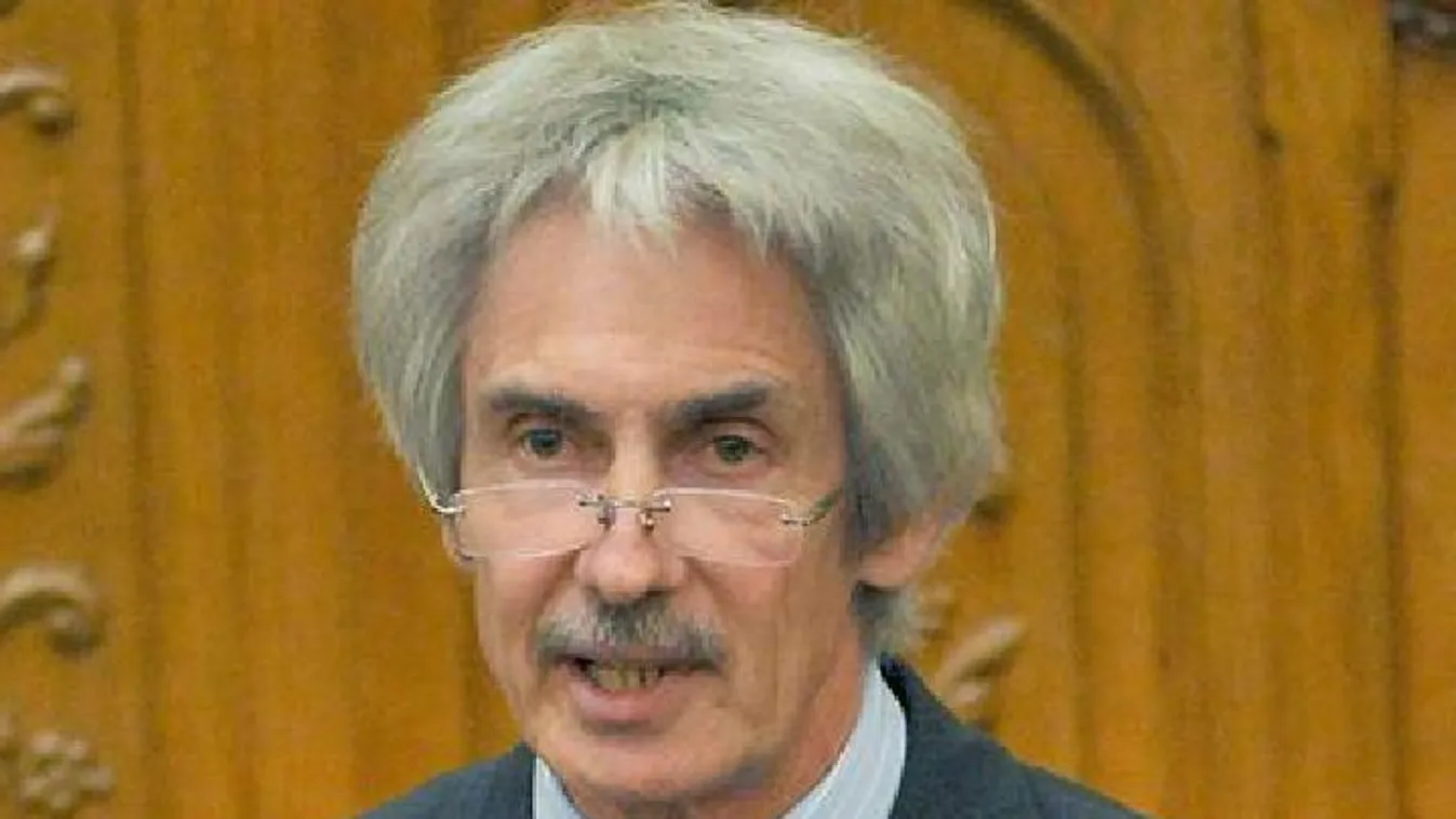 Egy vallomás szerint az MSZP-s Baja Ferenc is kapott harmincmillió forint vesztegetési pénzt