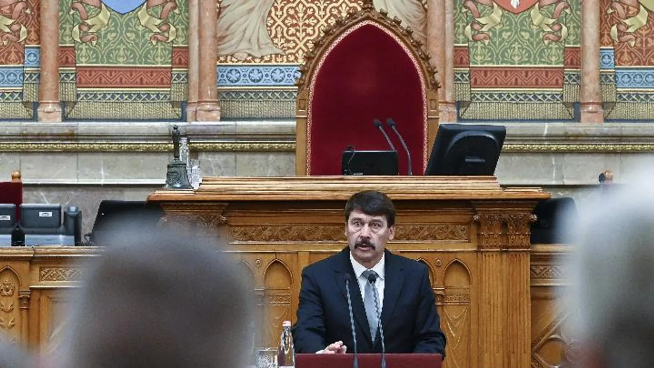 Áder János: Mondjanak igent a nemzeti érdekek képviseletére!