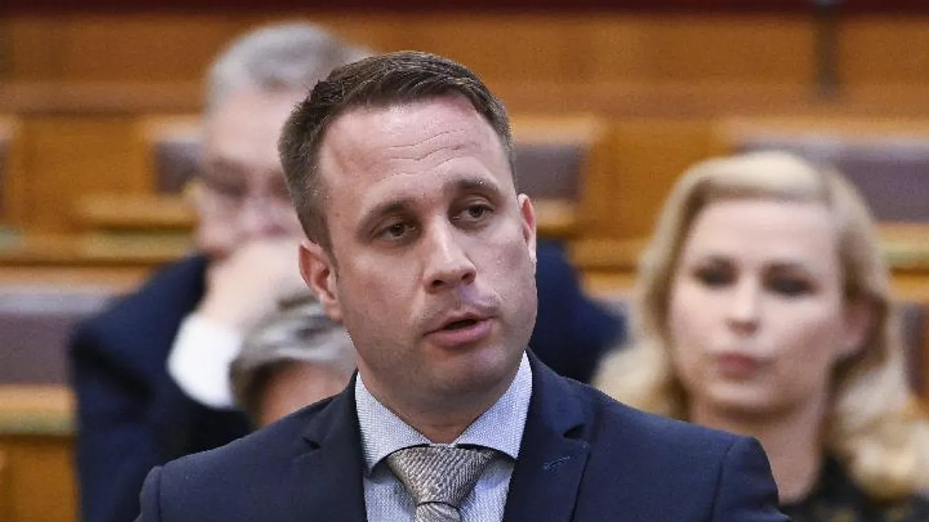 Dömötör Gyurcsány felszólalása után: Hogy nem szakad le a plafon?