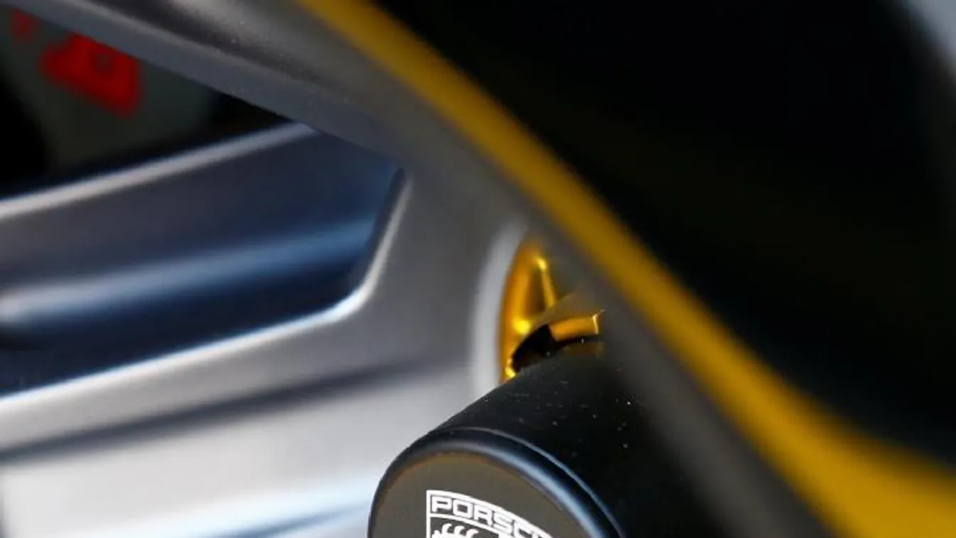 Két újabb autómárka csatlakozik a Forma-1-hez