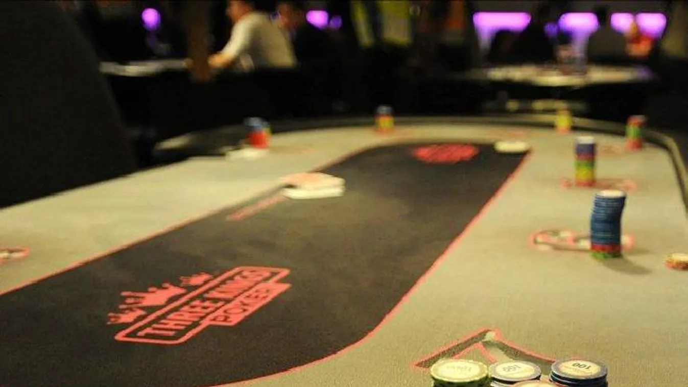 Milliókat kaszáltak illegális pókerpartikkal