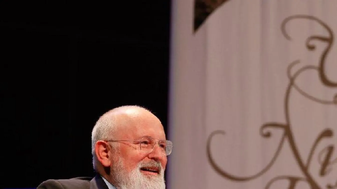 Timmermans szerint karbonadót kellene fizetnie mindenkinek