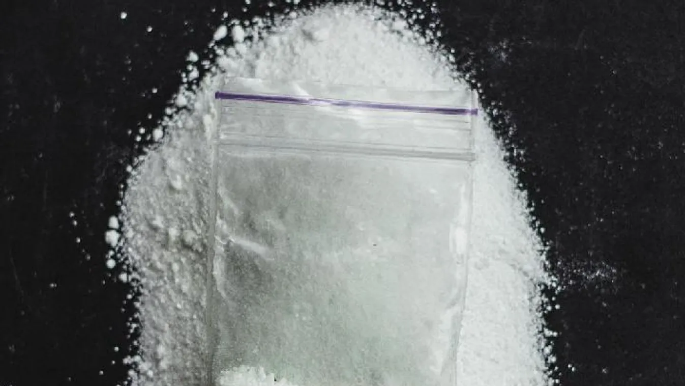 Vízbe fulladt az egyéves kisgyerek, míg az anyja drogozott