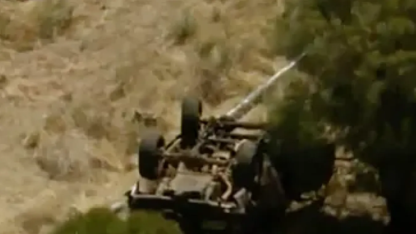 55 órát töltöttek egy autóroncsba szorulva az árván maradt kisgyerekek