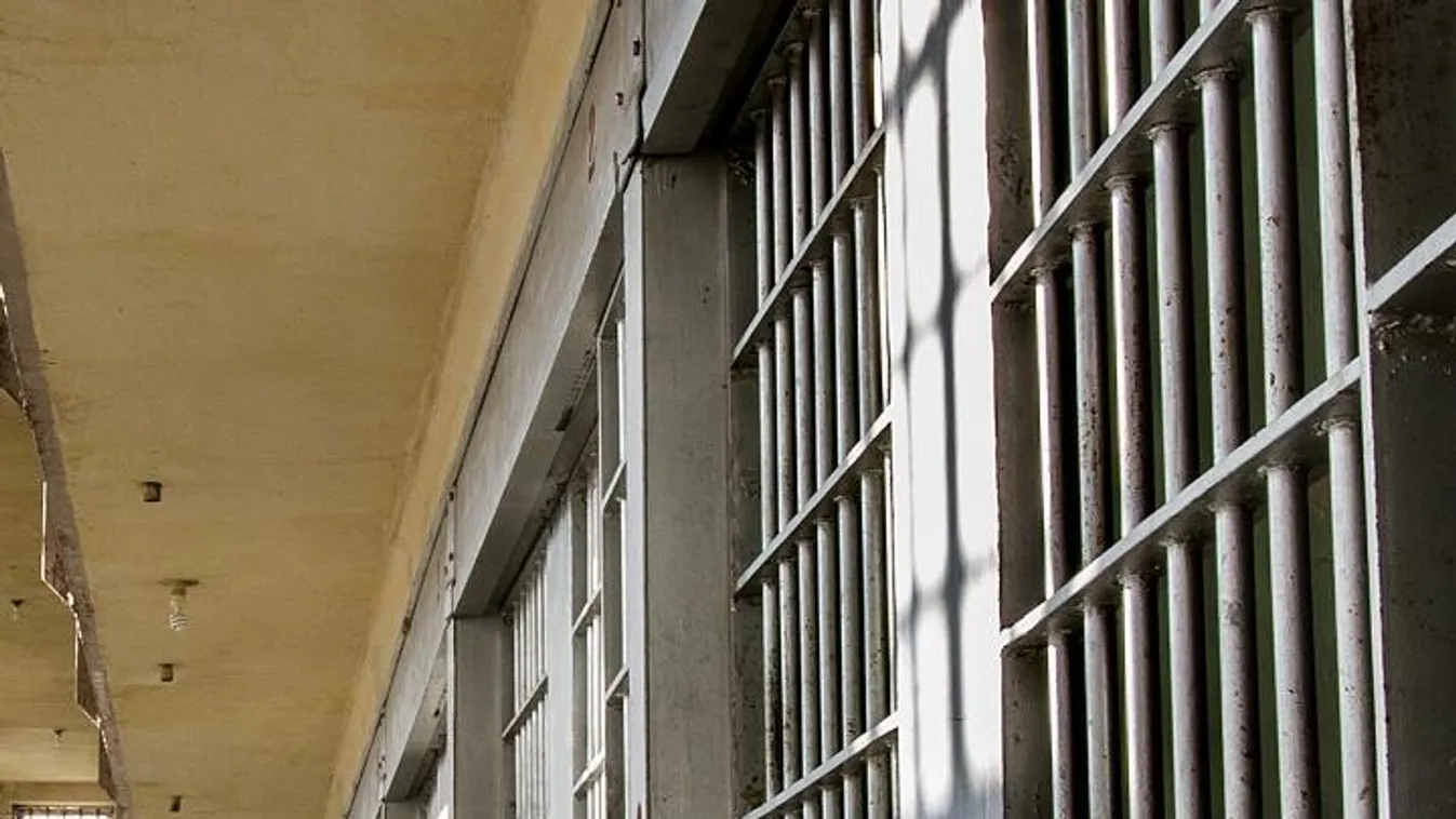 Szinte halálra itatta zárkatársát egy rab, vízmérgezést kapott az elítélt