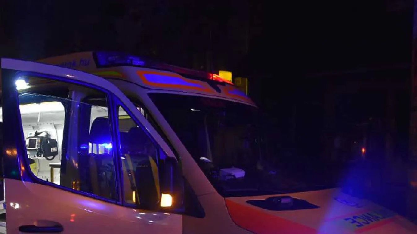 Ököllel ütötte és rugdosta a mentőket egy férfi Zuglóban - Fotók
