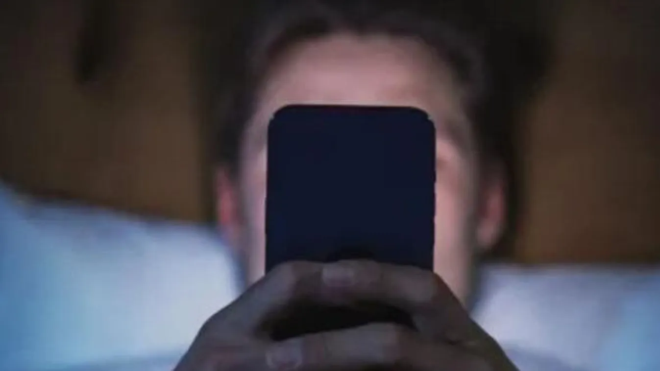 Szörnyeteggé válunk a kanapén? – Sokkoló modell mutatja meg, mi várhat ránk