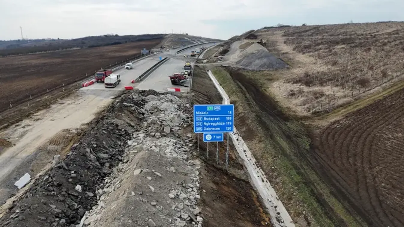 Lázár János: A Strabag húzzon el az országból!