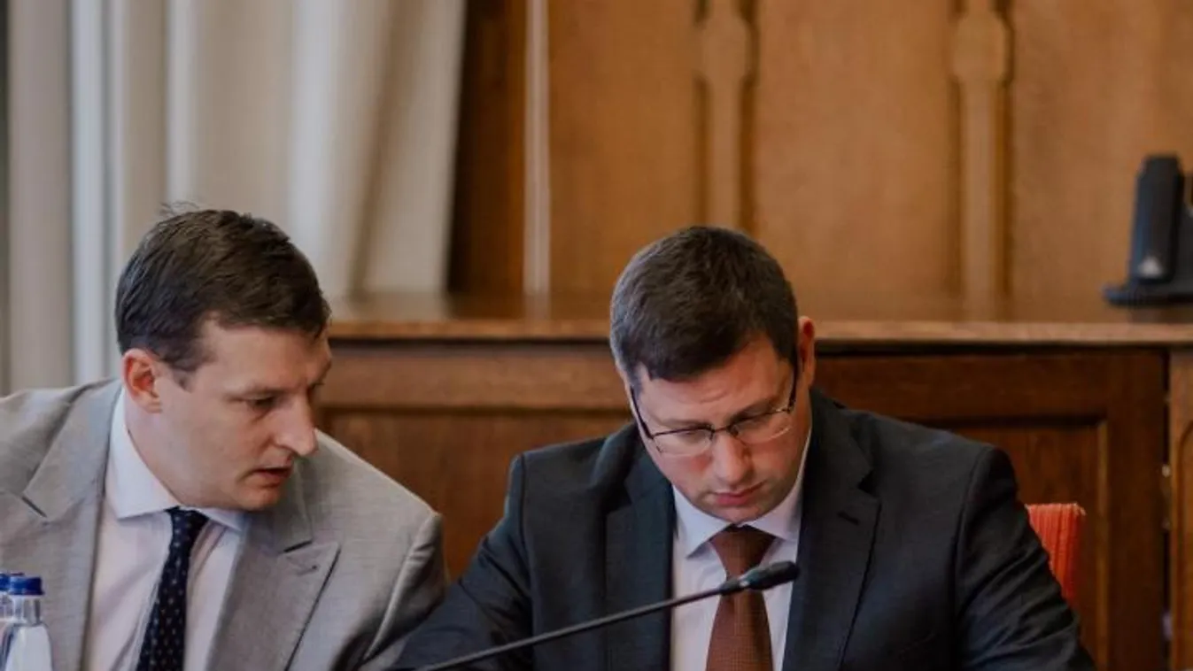 Gulyás Gergely: Tiszás adóemelés helyett bér- és nyugdíjemelés