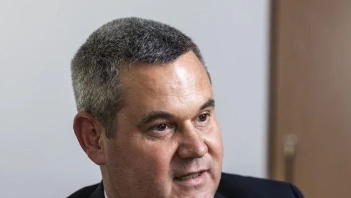 „Vedd le a szakértőidről a szájkosarat” – kemény üzenet Magyar Péternek