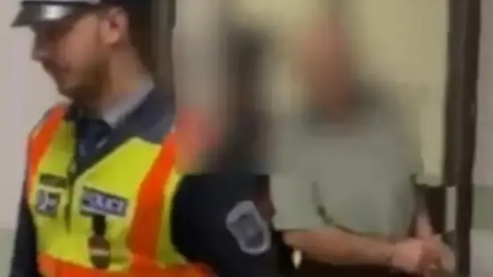 Fejszével fenyegetőzött egy férfi Tapolcánál, a semmiből húzta elő - Fotó