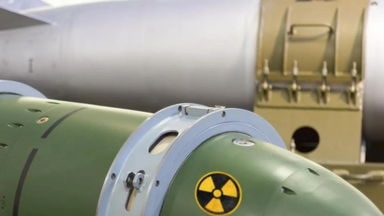 Oroszország elleni atomháborúra készülnek a britek: nukleáris fegyvereket adnának Németországnak