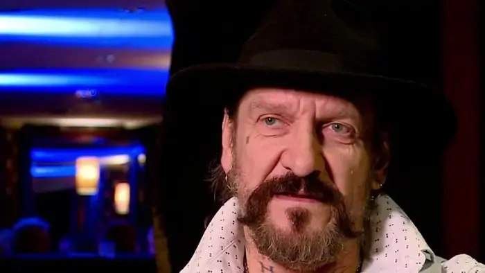 Gyerekkori fotón Ganxsta Zolee és édesanyja, szem nem marad szárazon