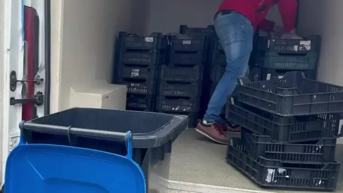 Gyomorforgató, mire bukkantak egy furgonban a Monostori hídon