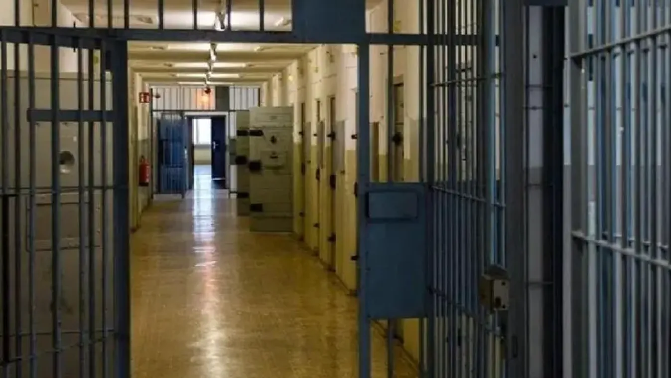 Úgy földhöz vágta kisfiát a nő Pécsen, hogy a pici meghalt