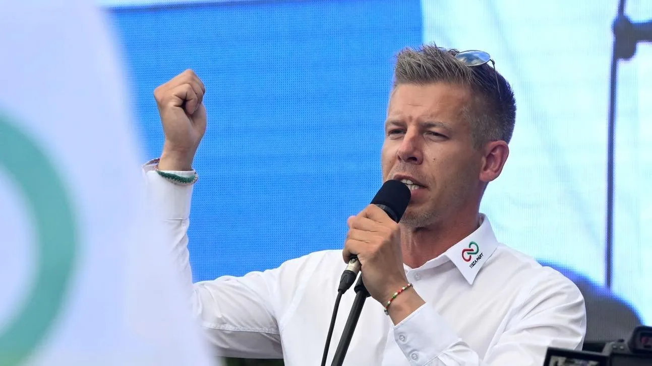 Megszállta a baloldal Magyar Péter jelöltjeinek listáját