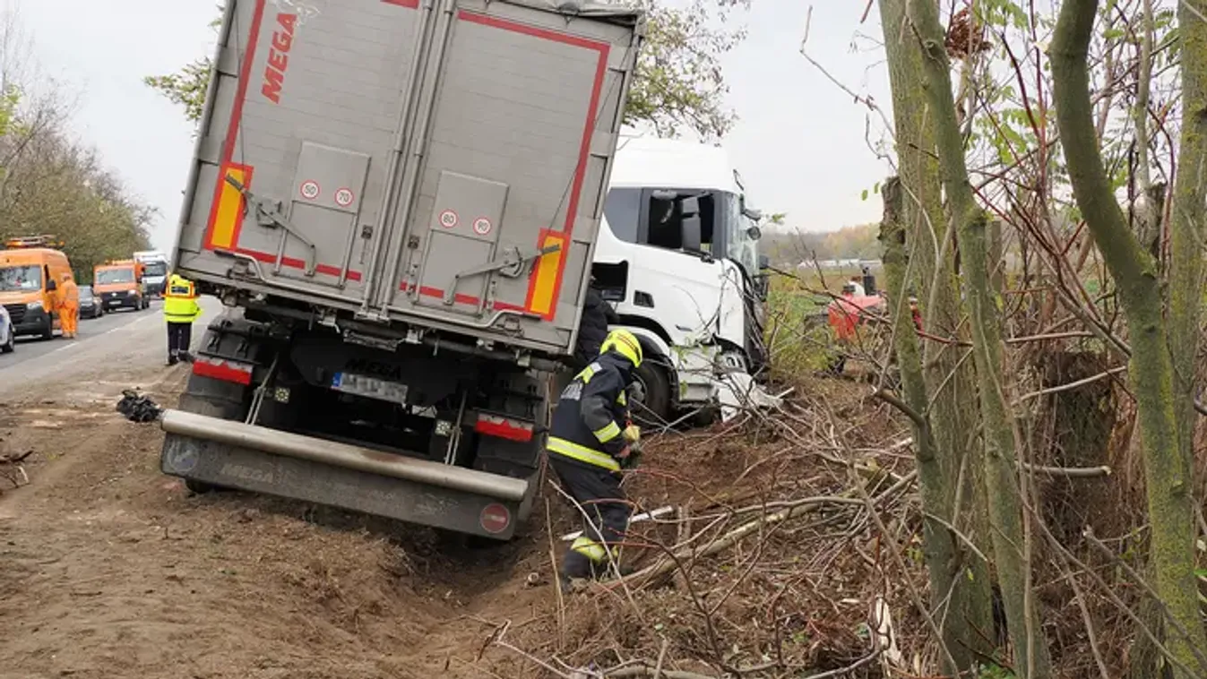 Megrázó fotók érkeztek a reggeli halálos baleset helyszínéről