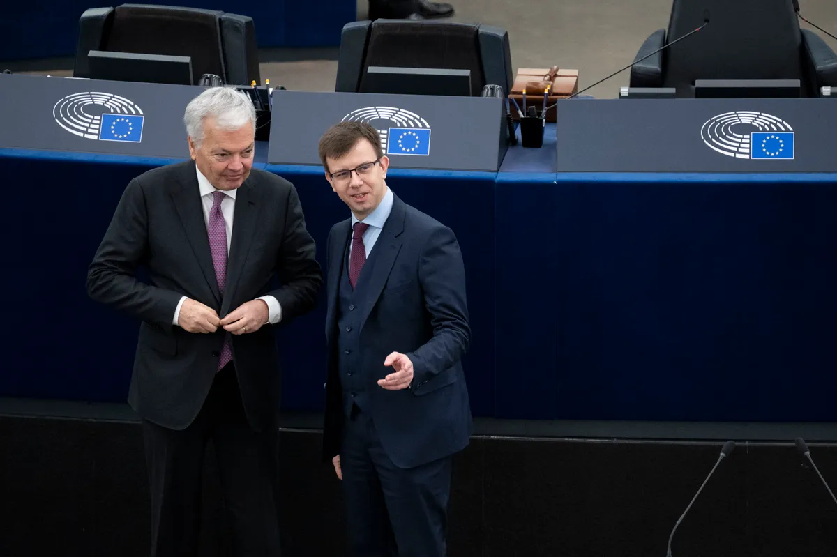 REYNDERS, Didier; BÓKA János